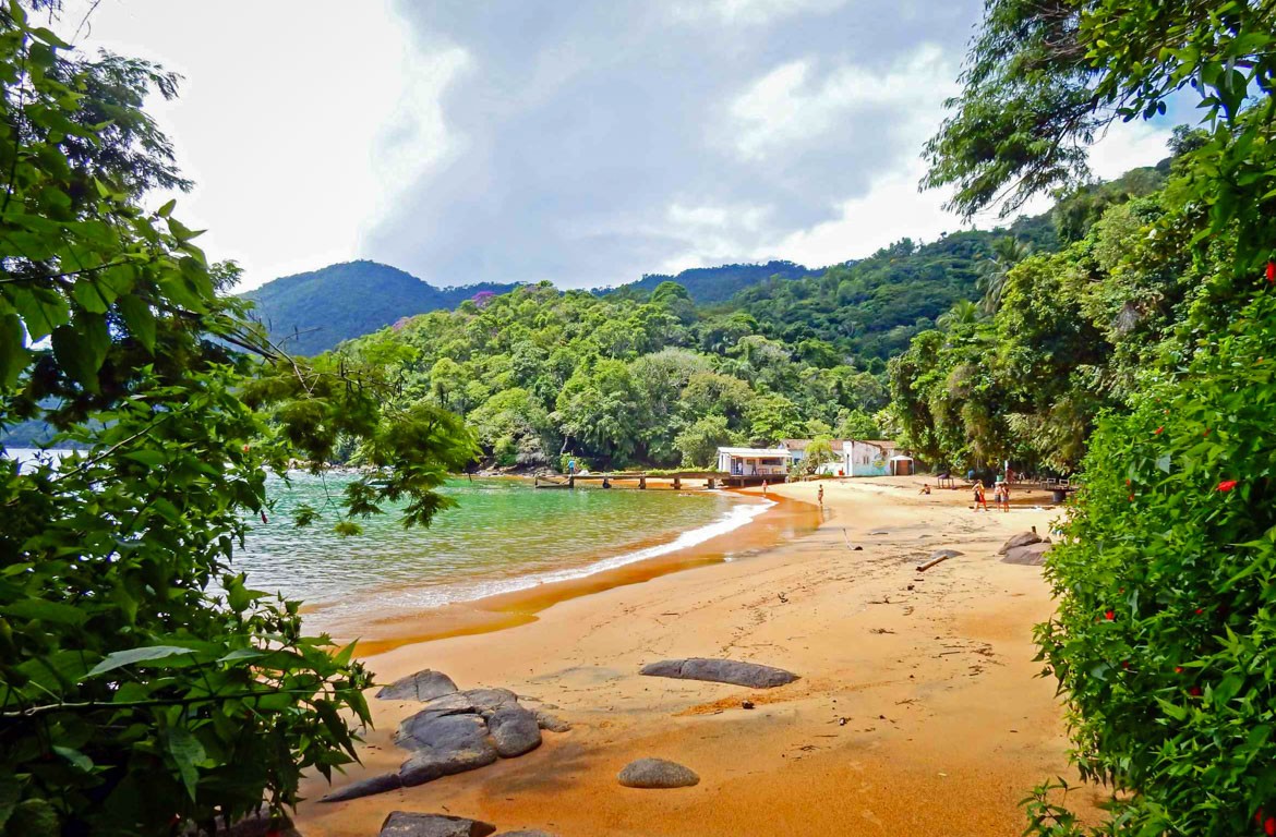 Angra-Dos-Reis-rio-de-janeiro-brasil-america-do-sul-3-web-1170-768 Praia em Angra dos Reis, Rio de Janeiro, Brasil