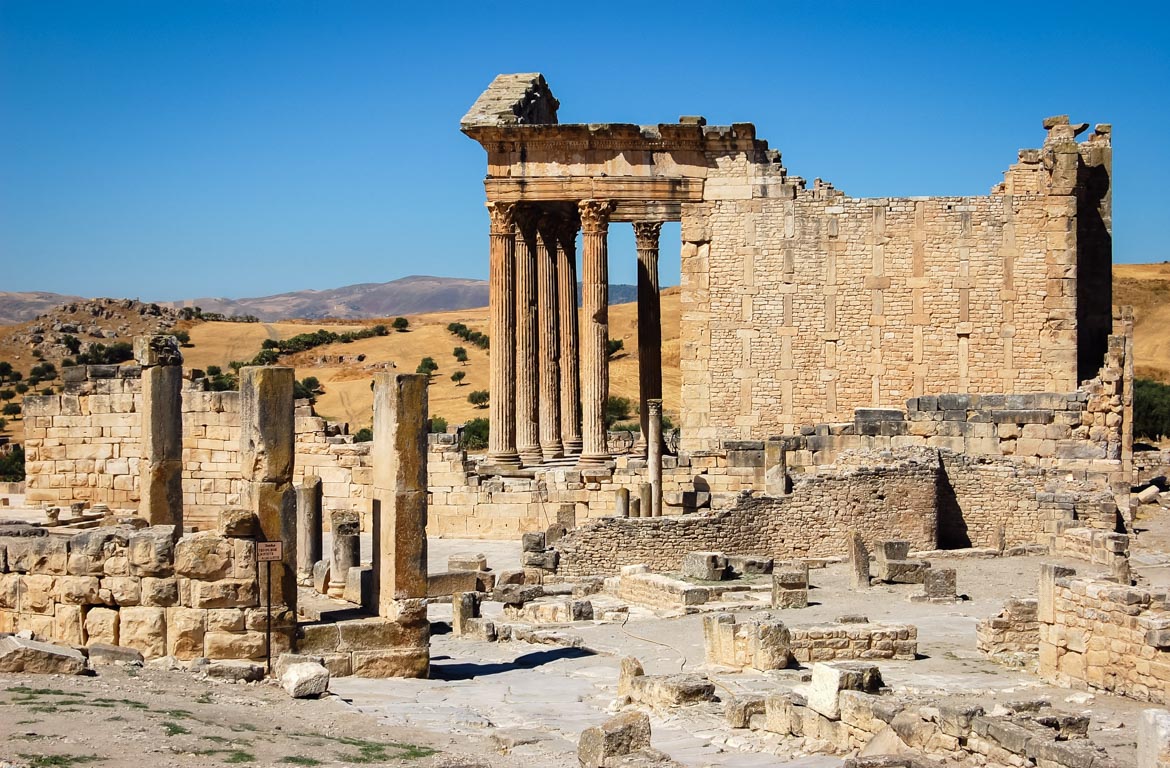 Templo romano, Dougga, Tunísia