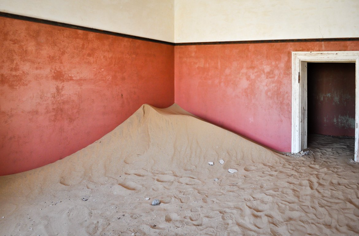 Prédios abandonados em Kolmanskop