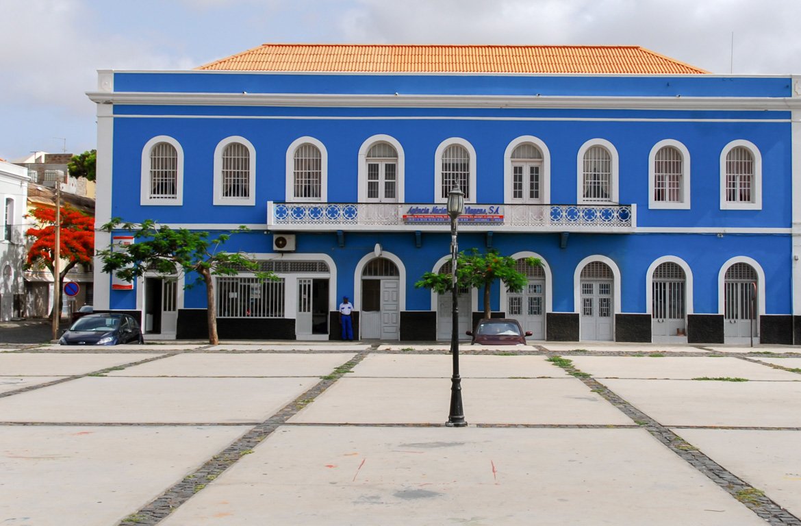Casa azul, arquitectura histórica, São Vicente, Cabo Verde.
