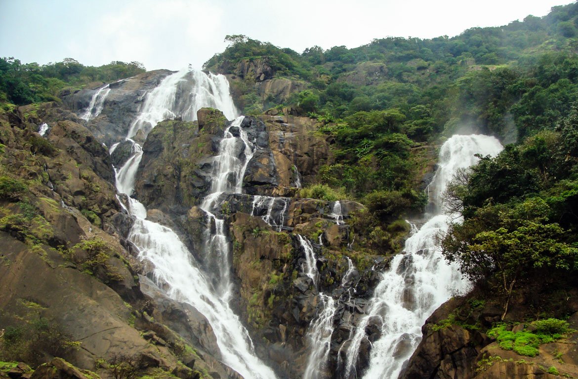 cataratas de Dudsagar, rio Mandovi