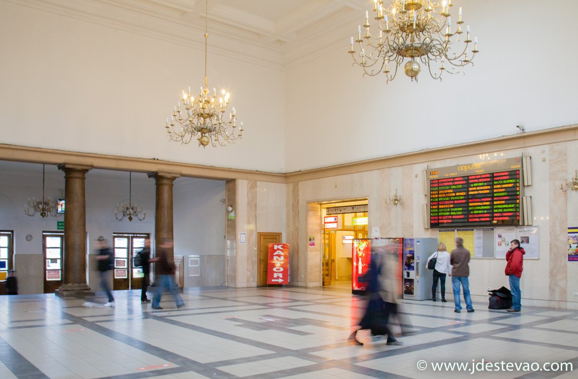 Estação central de comboios de Cracóvia, Polónia