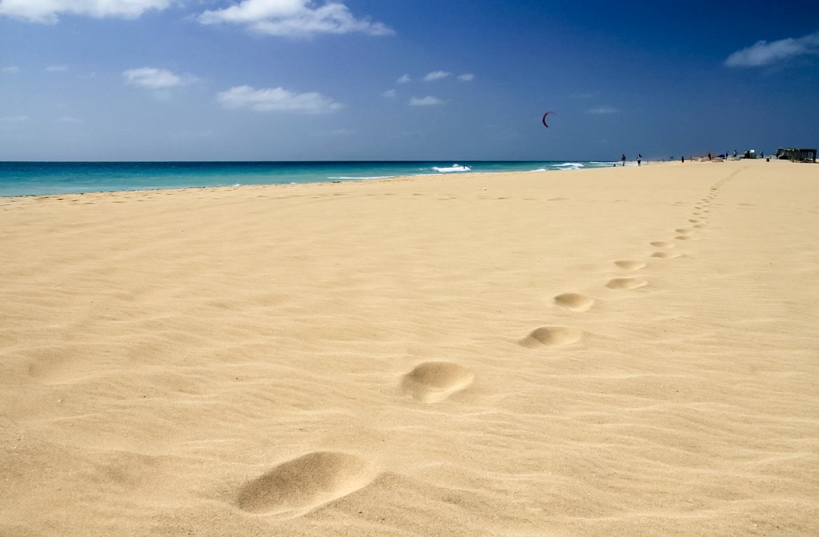 Windsurf, praias da Ilha do Sal, em Cabo Verde.