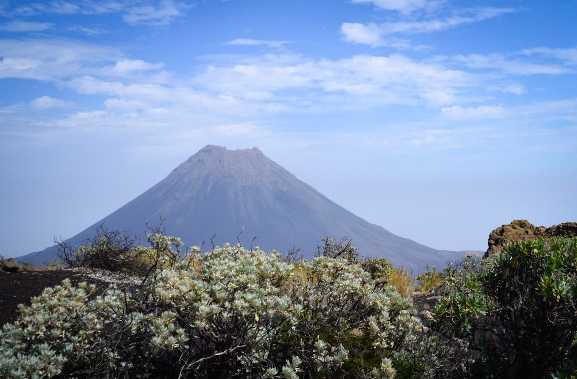 vulcão do Pico do Fogo, no Chã das Caldeiras, em Cabo Verde