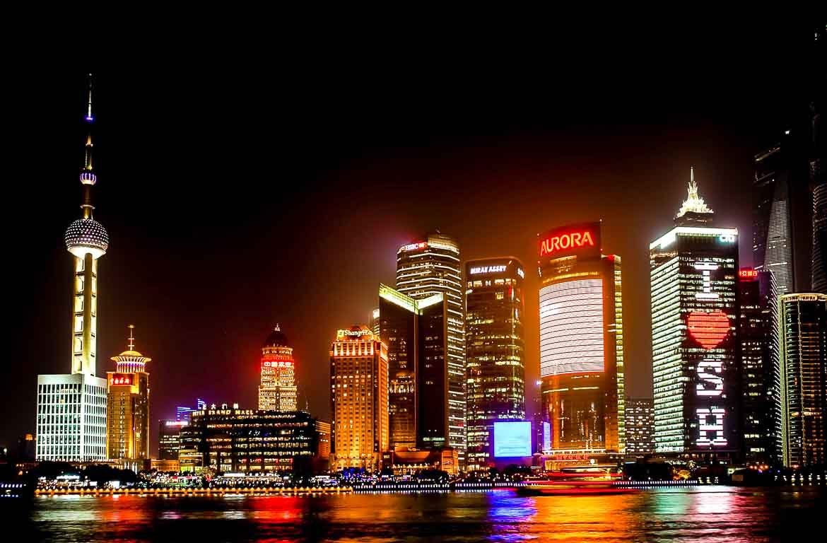 noite-arranha-ceus-shanghai-china-1170-768