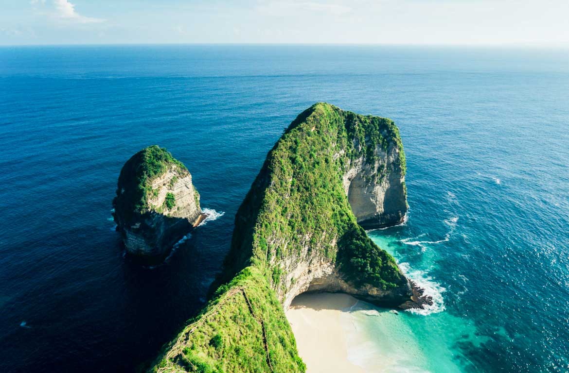 Praia Kelingking, Nusa Perida, Indonésia Praia Kelingking, Nusa Perida, Indonésia