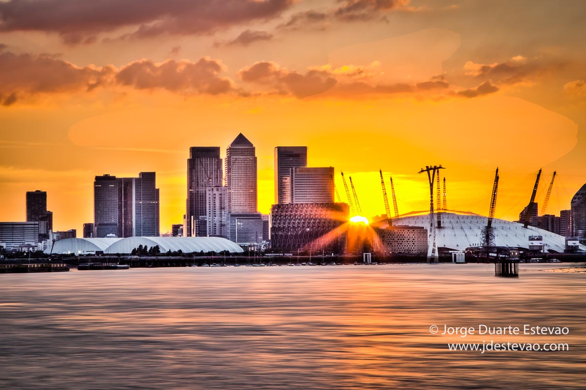 Pôr-do-sol Canary Wharf