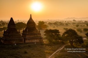nascer-do-sol-templos-bagan-birmania-Myanmar