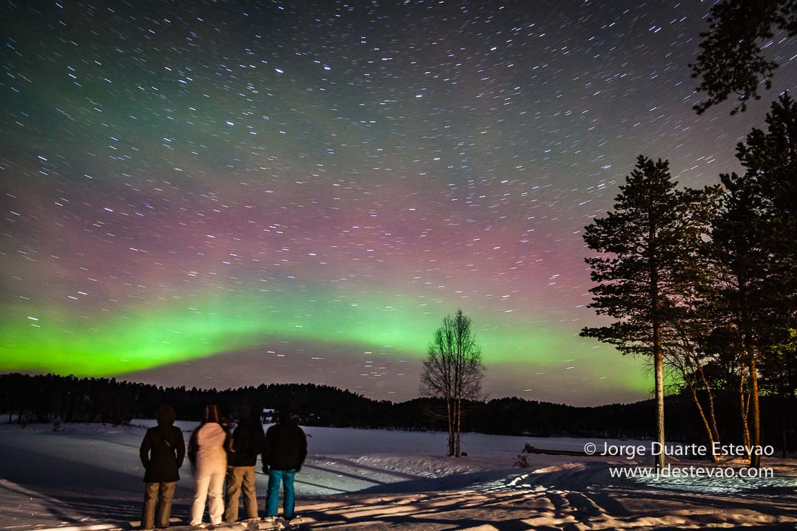 Aurora boreal é avistada em vários países do hemisfério norte