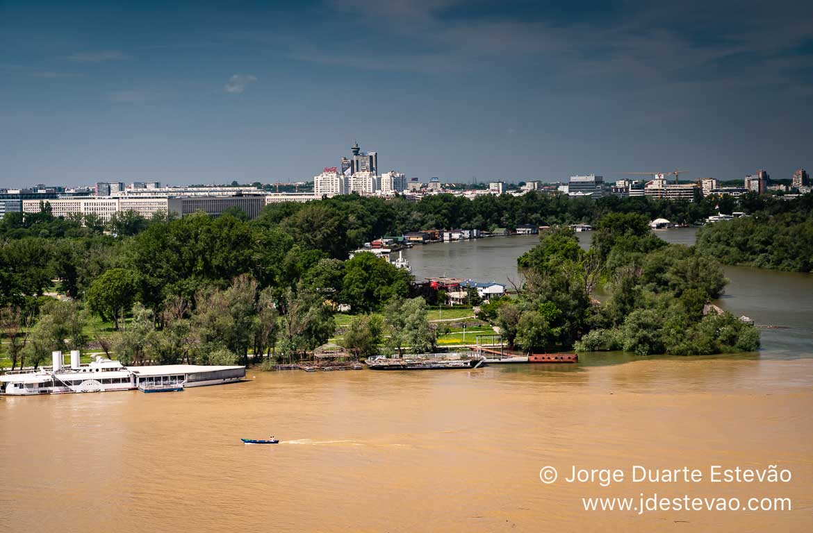 Rios Danúbio e Sava, em Belgrado