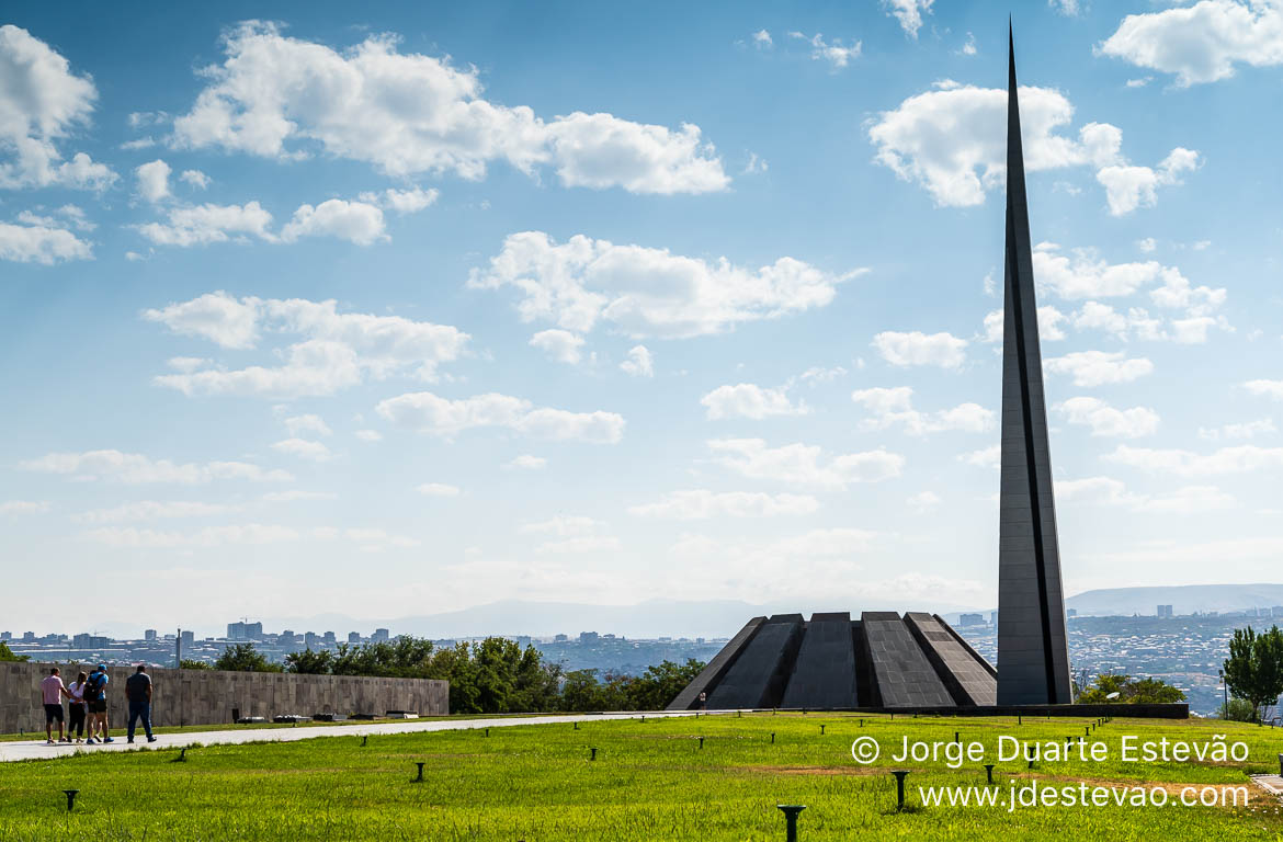 Memorial do Genocídio de Tsitsernakaberd, Yerevan, Arménia