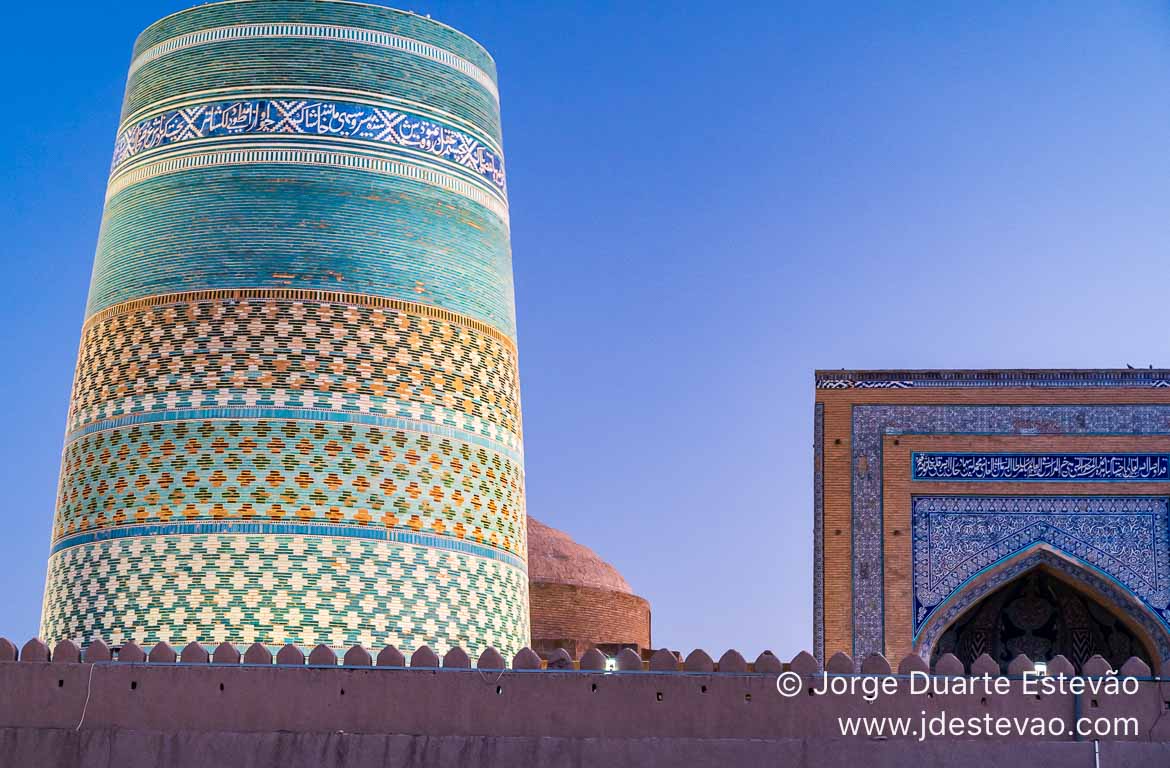 Minarete de Kalta, Khiva, Uzbequistão