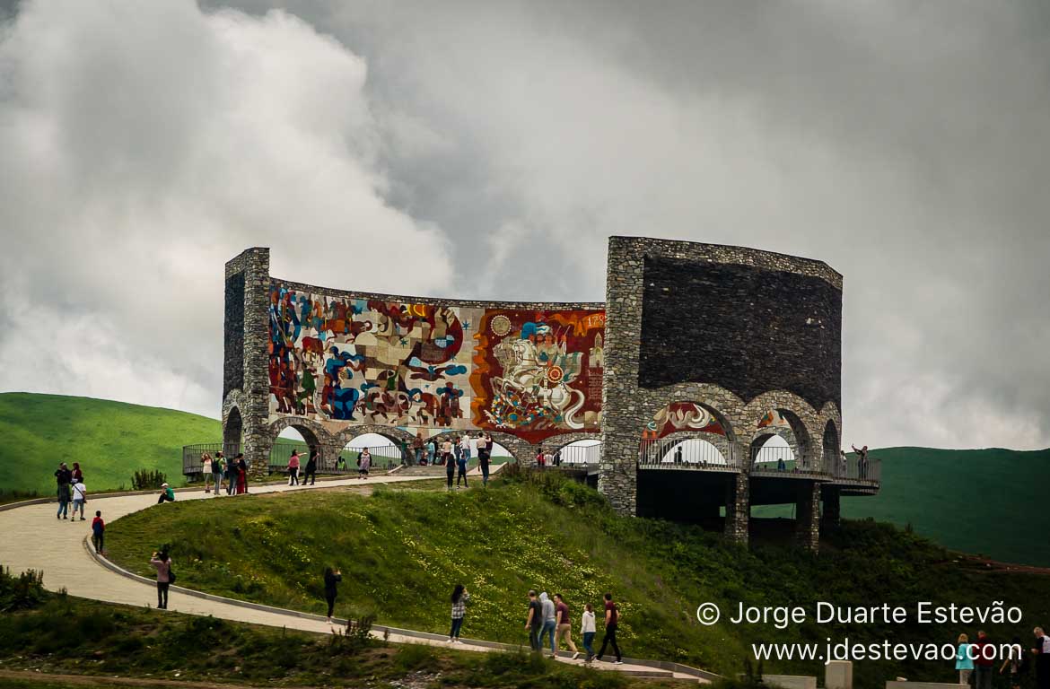 Monumento Amizade Rússia-Geórgia, Gudauri