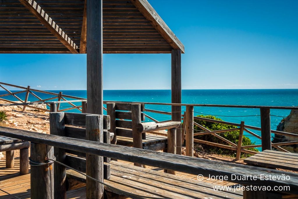 Área de descanso no Cabo Carvoeiro