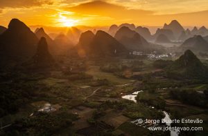 Cuiping Hill, Putao, Yangshuo na China