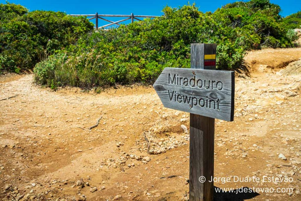 Praia da Marinha, Sete Vales Suspensos