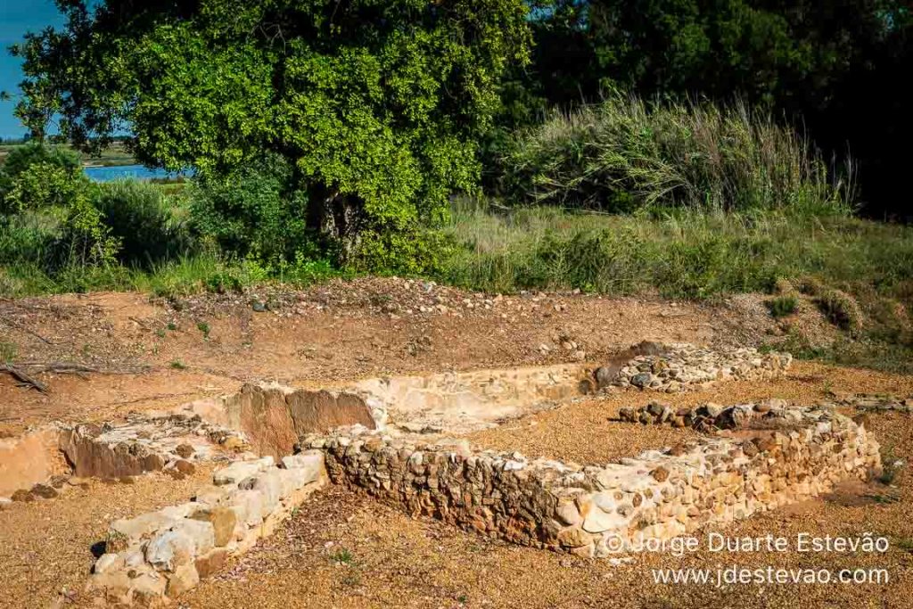 Tanques romanos de salga de peixe, Quinta do Lago, Algarve