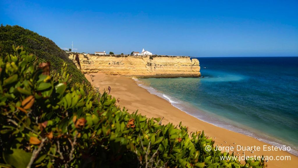 Nossa Senhora da Rocha, Lagoa