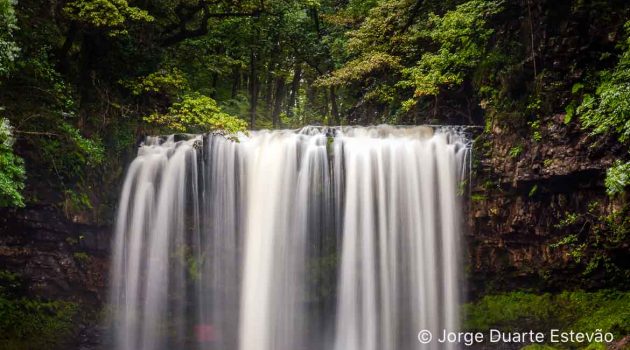 Catarata de Sgwd-yr-Eira, Brecon Beacon, Gales