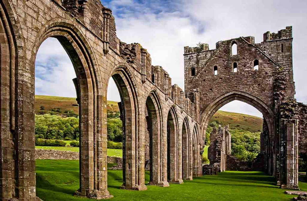 Llanthony Priory, Brecon Beacons, Gales