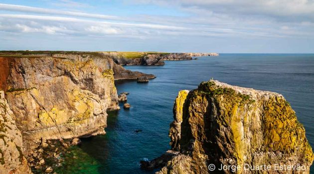 Stack Rocks, Pembrokeshire, País de Gales