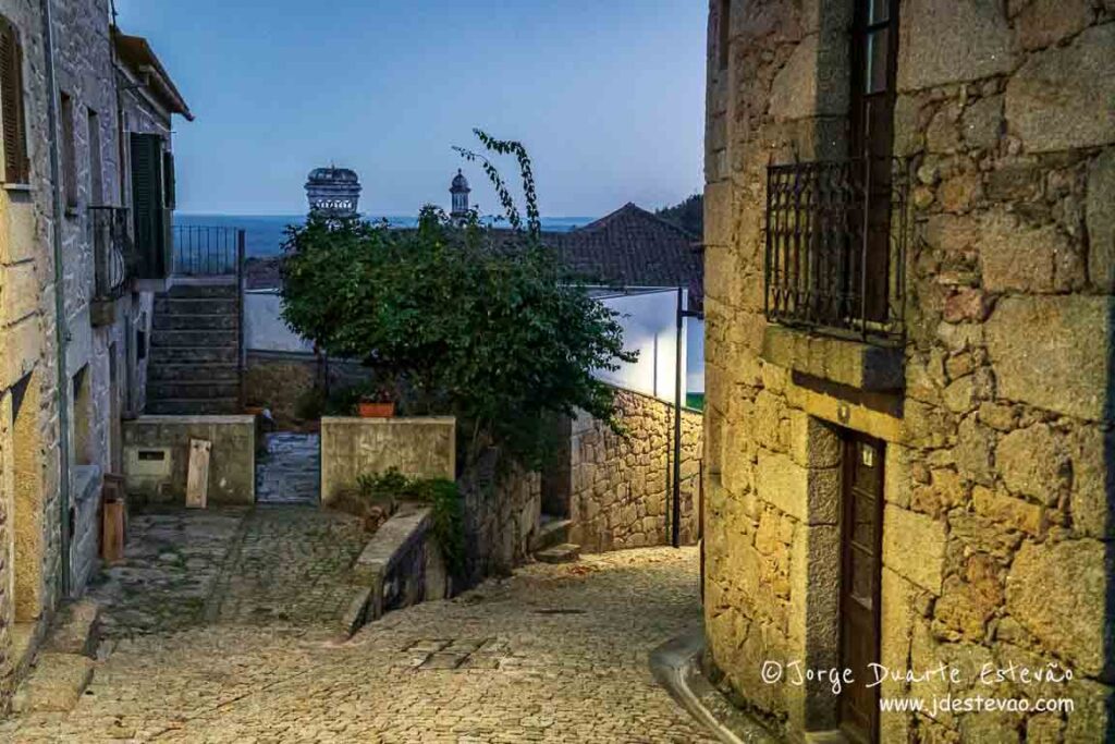 Final de dia na aldeia de Castelo Novo, no concelho do Fundão.